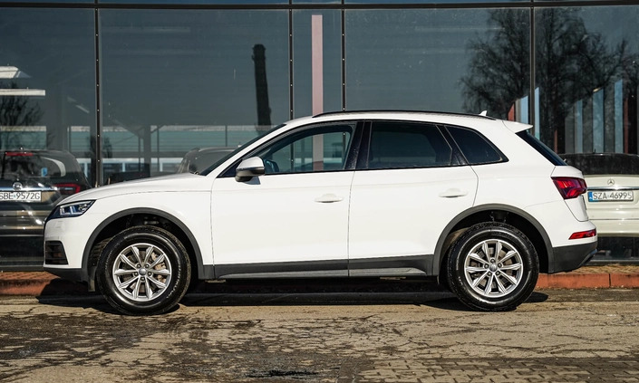 Audi Q5 cena 159900 przebieg: 80000, rok produkcji 2020 z Korsze małe 667